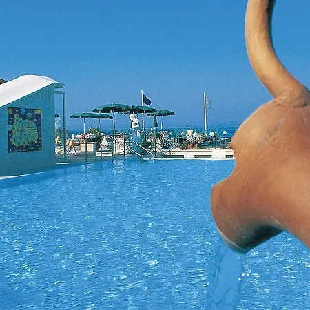 Grand Terme Di Augusto ホテル