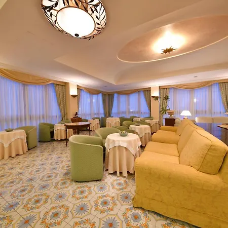 Grand Terme Di Augusto ホテル 5*