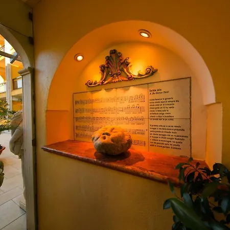 Grand Terme Di Augusto ホテル ラッコ・アメーノ