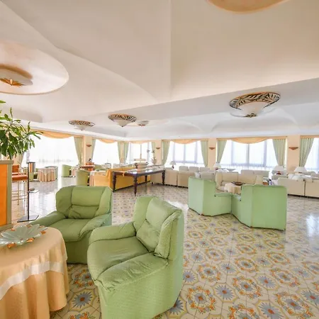 Grand Terme Di Augusto ホテル 5*