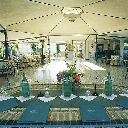 ホテル Grand Terme Di Augusto 5*
