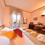 Grand Terme Di Augusto