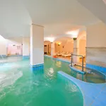 Grand Terme Di Augusto