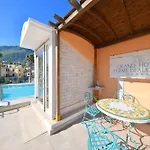 Grand Terme Di Augusto מלון