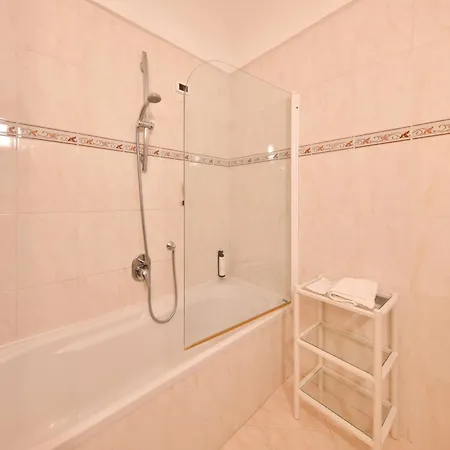 Ξενοδοχείο Grand Terme Di Augusto 5*