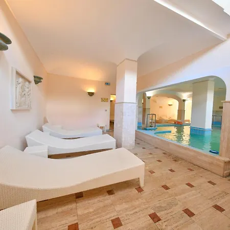 Grand Terme Di Augusto Lacco Ameno (Isola d'Ischia)