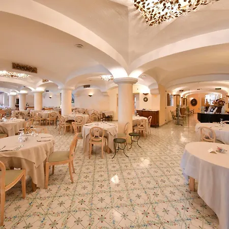 Grand Terme Di Augusto Hotel 5*