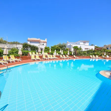 Grand Terme Di Augusto