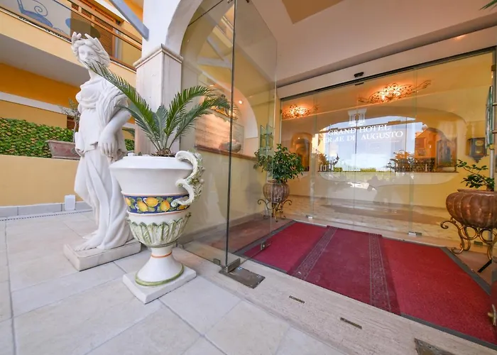 Grand Terme Di Augusto 5* 라코아메노