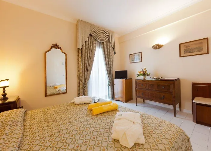 Grand Terme Di Augusto 라코아메노